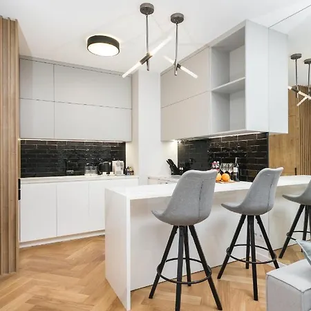 Appartement Luxury Mennica - Golden - Center Varsovie
