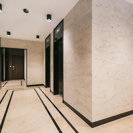 Luxury Mennica - Golden - Center Varsovie