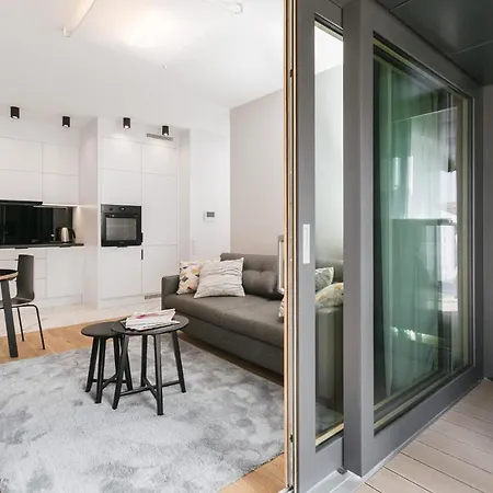 Luxury Mennica - Golden - Center * Βαρσοβία