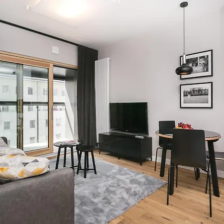 Luxury Mennica - Golden - Center
