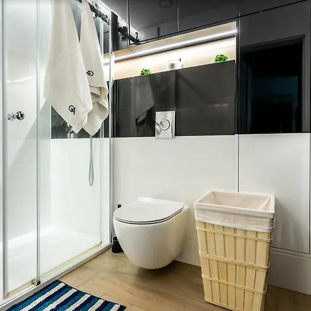 Luxury Mennica - Golden - Center Appartement Varsovie