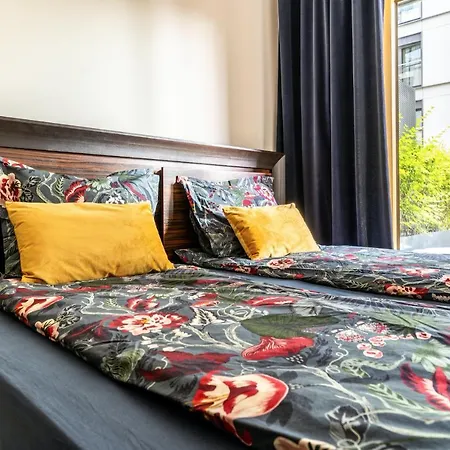 Appartement Luxury Mennica - Golden - Center Varsovie